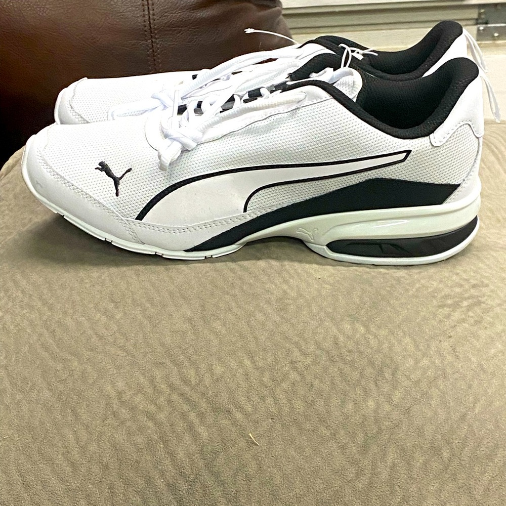 Puma Men’s Sneakers Size 11
